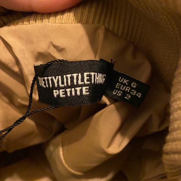 Pretty little thing tan puffer coat - Picture 3 of 4